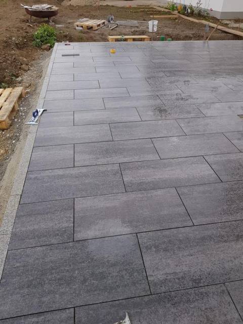 Tlakovanje i uređenje površina